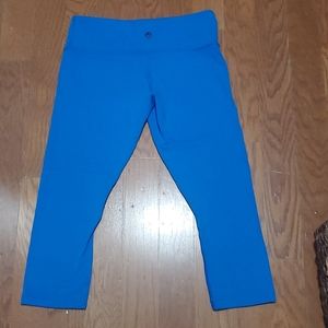 Lululemon crop leggings sz 8